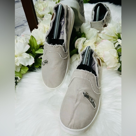 Blowfish Malibu Mariachi Slip On - Picture 3 of 10